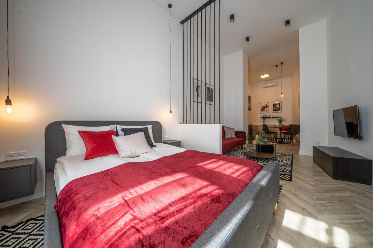 K33- Boutique Apartments, Best Location, By Bqa 布达佩斯 外观 照片
